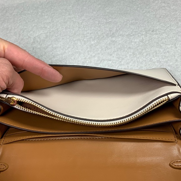 Coach Callie Foldover Clutch With Quilting And Rivets 76543